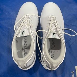 Tiger Woods - Victory golf shoe